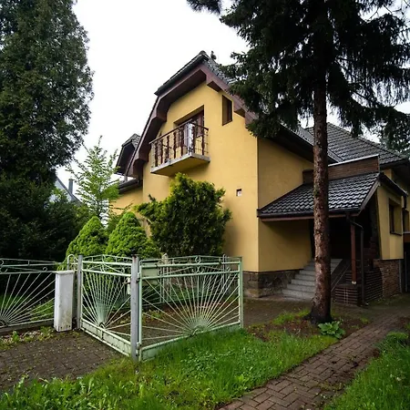 Yura Villa *